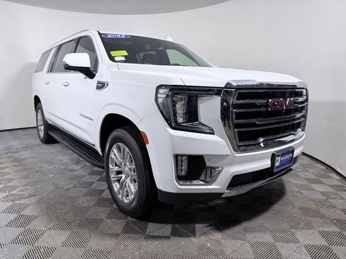 Used 2022 GMC Yukon XL SLT w/ SLT Premium Package AWD/4WD image 7