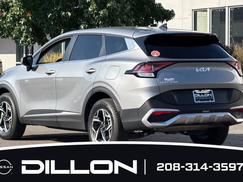 Used 2023 Kia Sportage LX AWD/4WD image 6