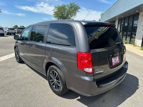 Used 2016 Dodge Grand Caravan R/T FWD image 5