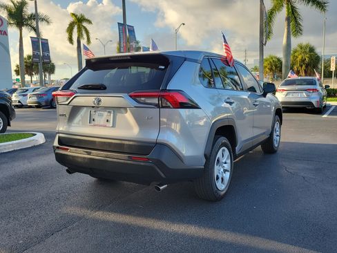 Used 2024 Toyota RAV4 LE FWD image 11