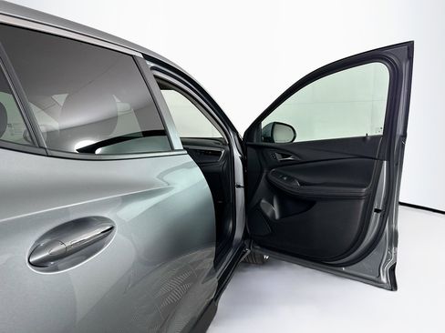 Used 2025 Buick Encore GX Preferred image 32