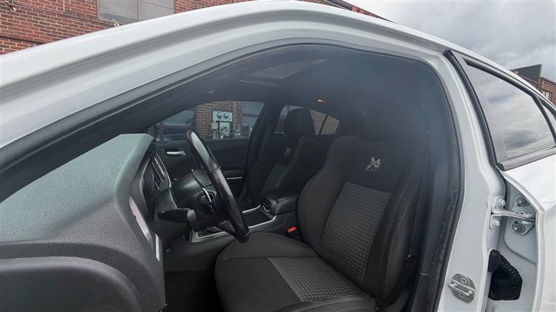 Used 2020 Dodge Charger Scat Pack RWD image 28