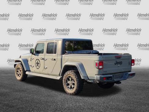 Used 2021 Jeep Gladiator Sport AWD/4WD image 8