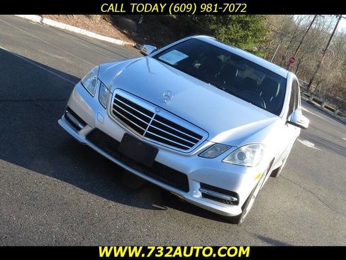 Used 2012 Mercedes-Benz E 350 4MATIC Sedan image 19