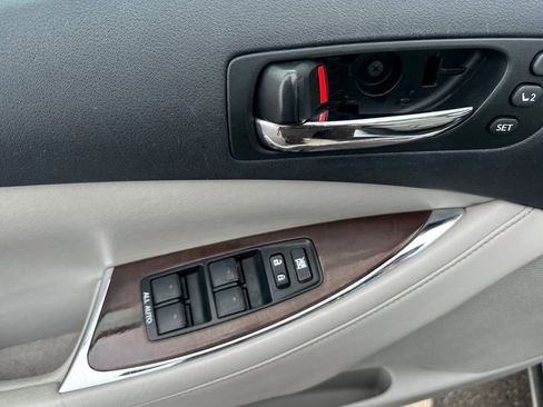 Used 2011 Lexus ES 350 image 11