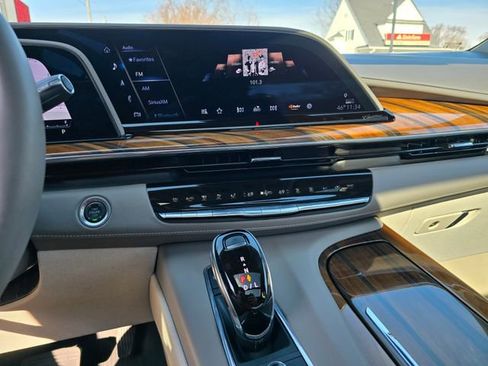 Used 2024 Cadillac Escalade Sport Platinum image 42