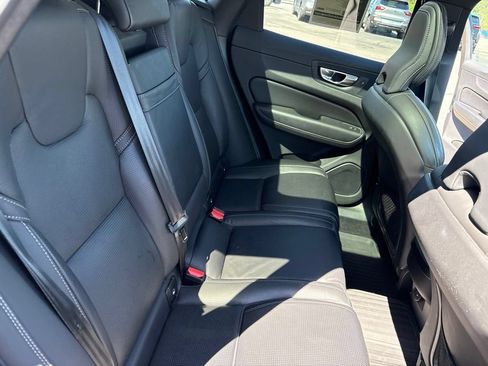 Used 2021 Volvo XC60 T5 Inscription AWD/4WD image 39