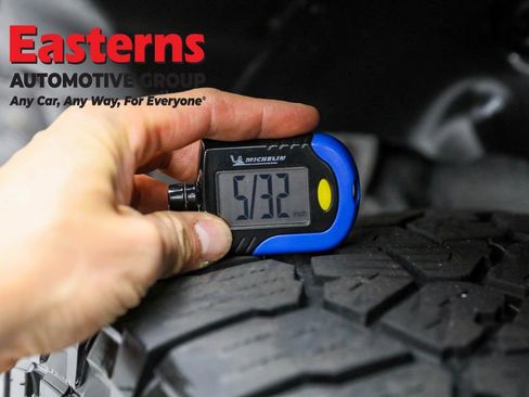 Used 2022 Jeep Wrangler Unlimited Rubicon 4xe w/ Cold Weather Group AWD/4WD image 28