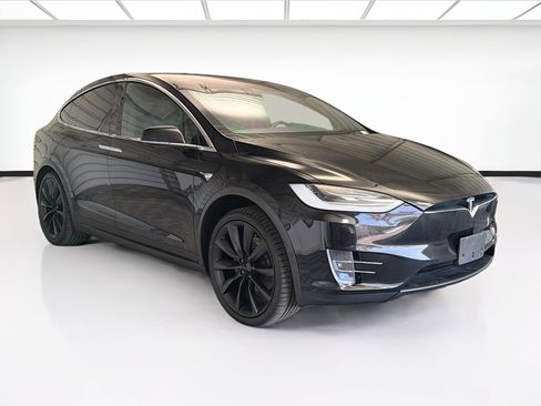 Used 2020 Tesla Model X Long Range image 3