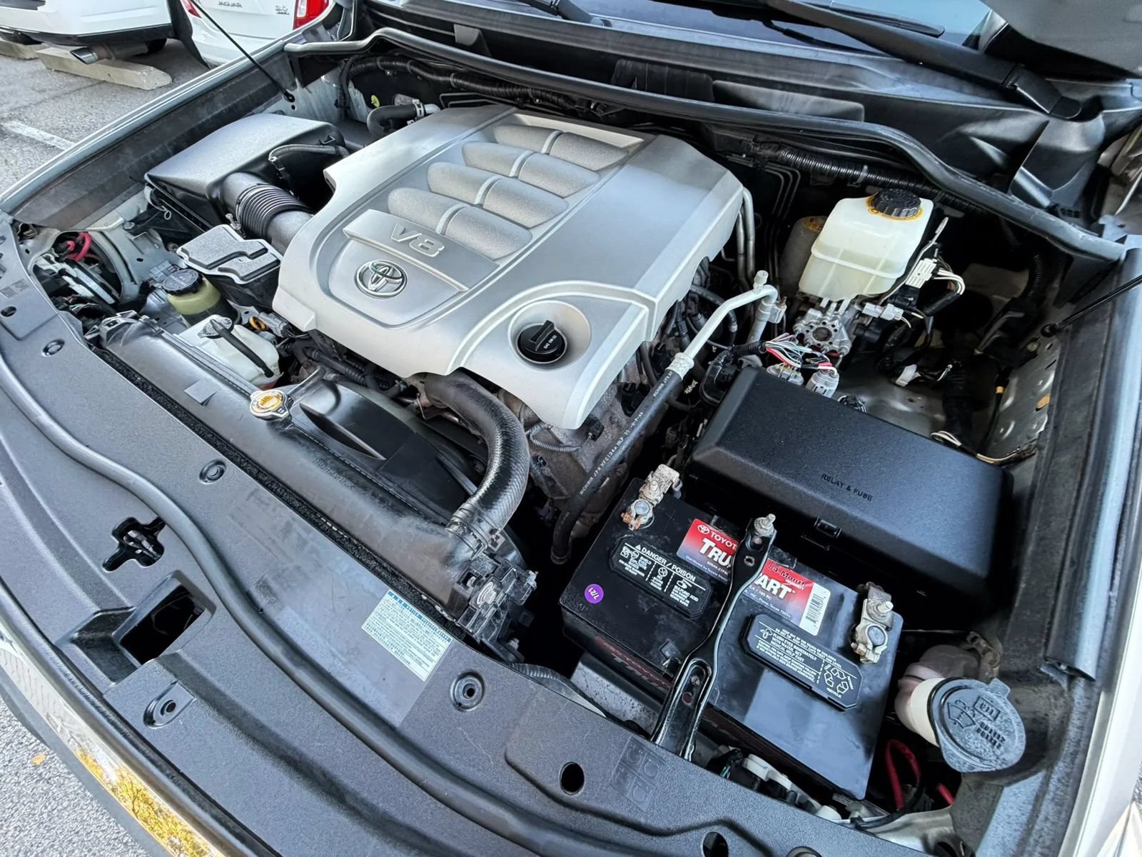 Used 2013 Toyota Land Cruiser AWD/4WD image 93