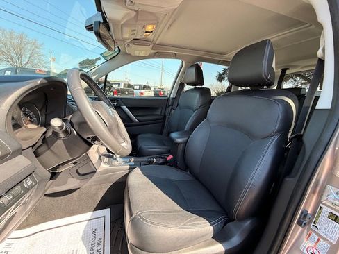 Used 2016 Subaru Forester 2.5i Limited image 6