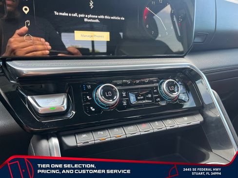 Used 2023 GMC Sierra 1500 Denali w/ Denali Reserve Package AWD/4WD image 30