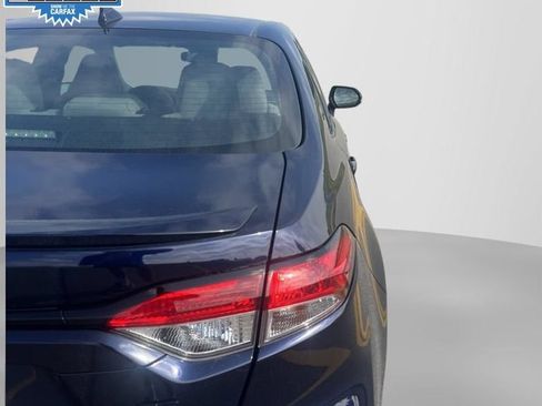 Used 2024 Toyota Corolla SE w/ SE Premium Package FWD image 17