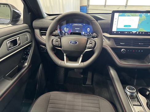 New 2026 Ford Explorer ST-Line AWD/4WD image 13