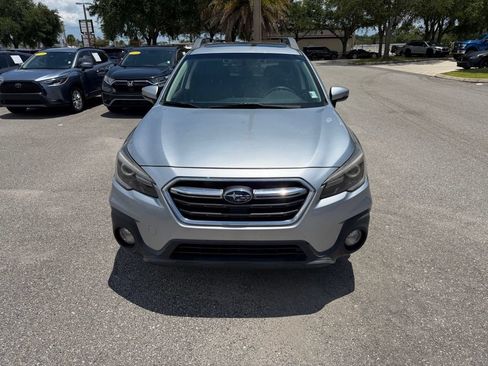 Used 2019 Subaru Outback 2.5i Limited w/ Popular Package #2 AWD/4WD image 14