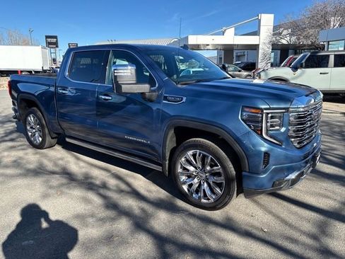 Used 2025 GMC Sierra 1500 Denali w/ Denali Reserve Package image 8