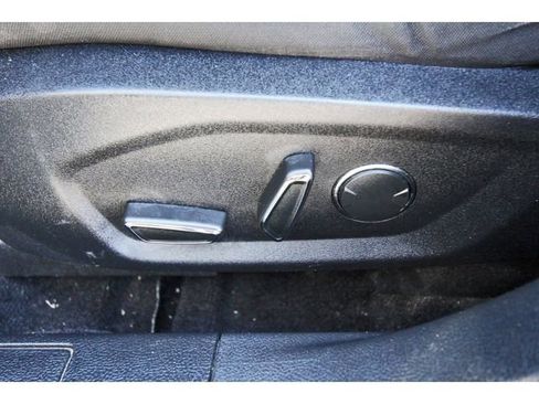 Used 2020 Ford Fusion SE image 25