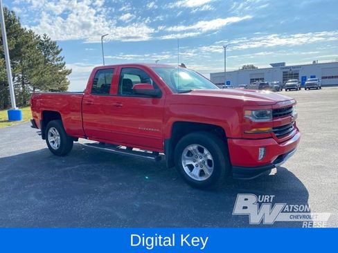 Used 2018 Chevrolet Silverado 1500 LT w/ All Star Edition image 10