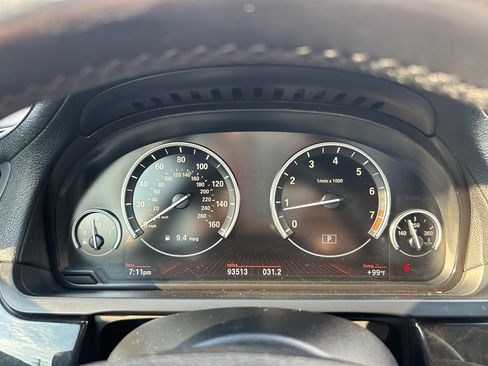 Used 2011 BMW 750Li image 19