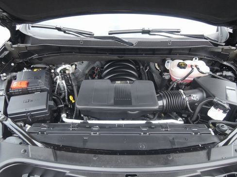 Used 2025 Chevrolet Suburban High Country image 49