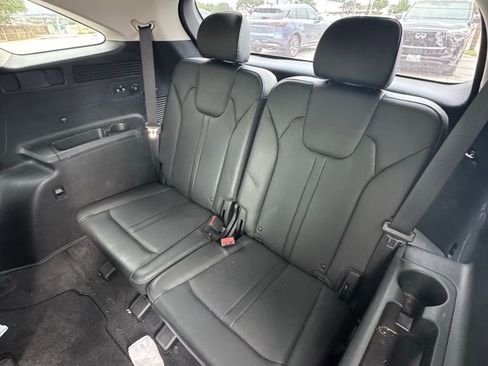 Used 2023 Kia Sorento SX image 10