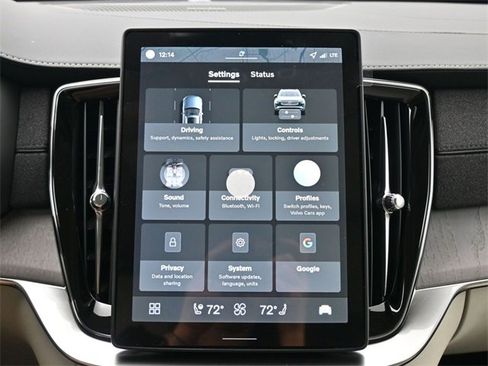 New 2026 Volvo XC90 B6 Ultra image 16