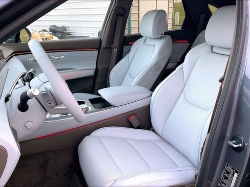 New 2026 Genesis GV70 2.5T Advanced image 9