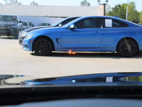 Used 2011 BMW 750i xDrive image 26