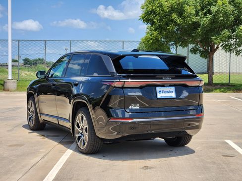 New 2025 Jeep Wagoneer S Limited image 3