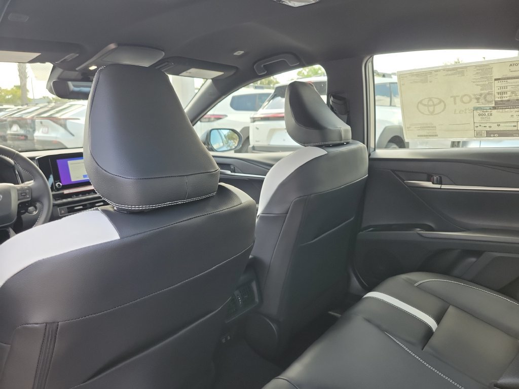 Used 2026 Toyota Camry SE w/ Convenience Package FWD image 25