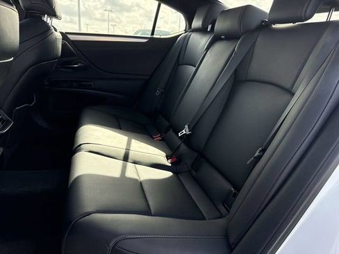 Used 2025 Lexus ES 350 F Sport w/ Accessory Package (Z2) FWD image 23