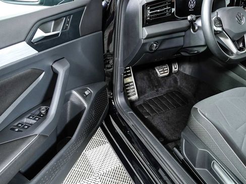 Used 2025 Volkswagen Jetta Sport FWD image 10