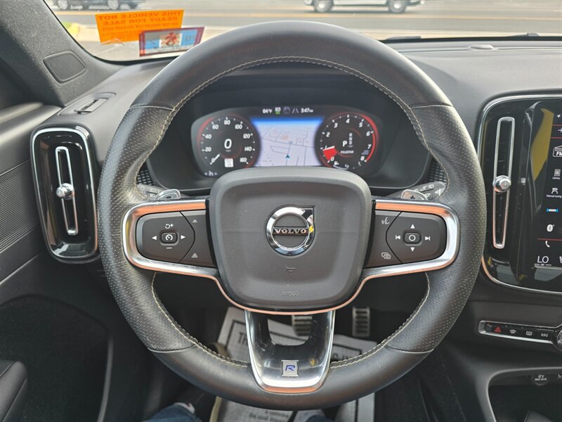 Used 2020 Volvo XC40 T5 R-Design w/ Protection Package Premier AWD/4WD image 6