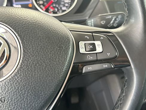Used 2018 Volkswagen Tiguan SE AWD/4WD image 20