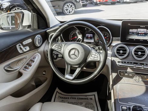 Used 2017 Mercedes-Benz C 300 4MATIC Sedan image 13