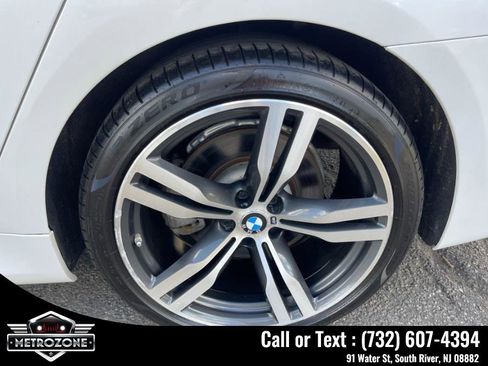 Used 2019 BMW 750i image 34