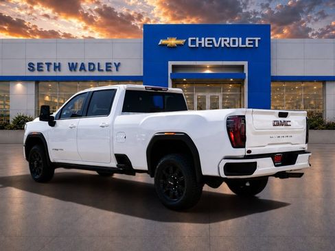 Used 2024 GMC Sierra 3500 AT4 AWD/4WD image 5