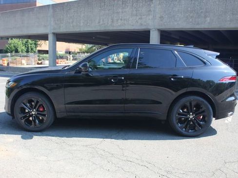 New 2026 Jaguar F-PACE R-Dynamic S image 6