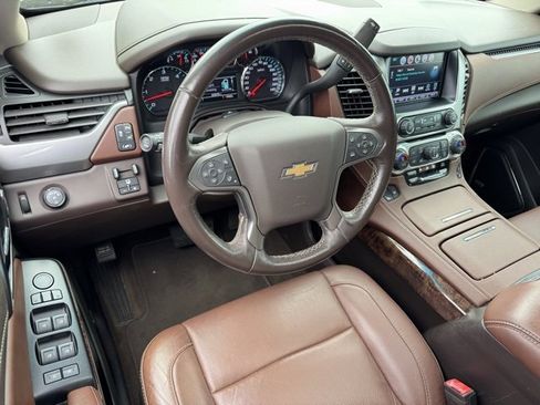 Used 2018 Chevrolet Tahoe Premier image 17