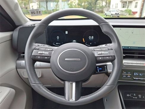 Certified 2024 Hyundai Kona SEL w/ Convenience Package image 16
