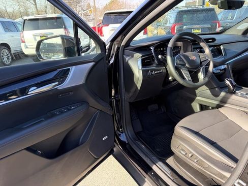 Certified 2025 Cadillac XT5 Premium Luxury w/ Technology Package image 14