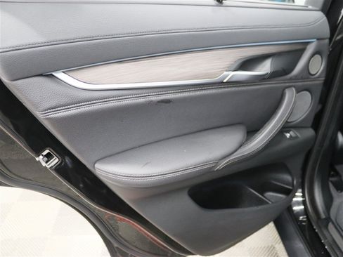 Used 2019 BMW X6 xDrive35i w/ Executive Package AWD/4WD image 18