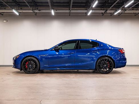 Used 2019 Maserati Ghibli S GranSport Q4 AWD/4WD image 24