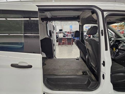 Used 2017 Ford Transit Connect XLT image 29