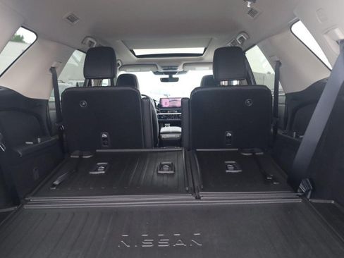 New 2026 Nissan Pathfinder Platinum AWD/4WD image 31