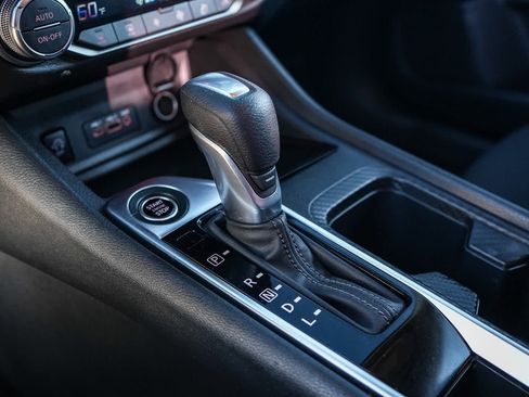 Used 2025 Nissan Sentra SV w/ All-Weather Package FWD image 19