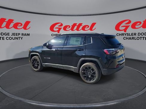 New 2026 Jeep Compass Latitude image 6