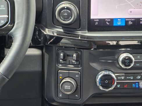 Used 2024 Ford F250 Lariat w/ Lariat Ultimate Package AWD/4WD image 20
