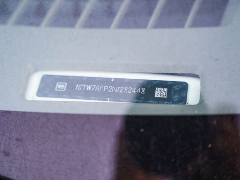 Used 2022 GMC Savana 2500 w/ Driver Convenience Package image 27