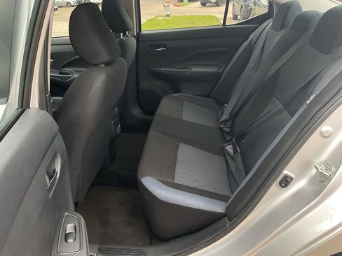 Used 2025 Nissan Versa SV FWD image 11